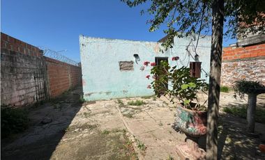 Venta de Casa a Reciclar  Barrio Dr Montaña