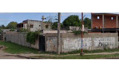 Venta de Casa a Reciclar  Barrio Dr Montaña