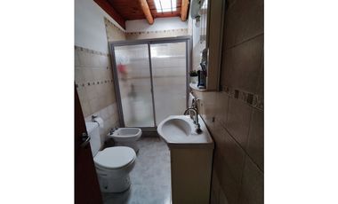 Casa y 2 Departamentos B° Lanusse