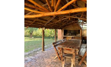 Hermosa Quinta en Bº Hosteria Lujan Apta Credito