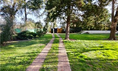 Hermosa Quinta en Bº Hosteria Lujan Apta Credito