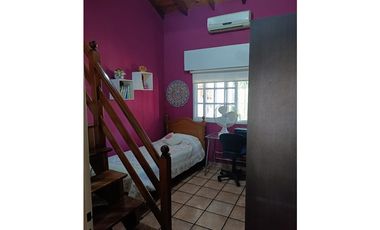 Hermosa Casa en Pontevedra Merlo Apta Credito