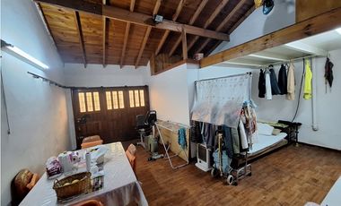 Casa 3 ambientes - Roca 4800