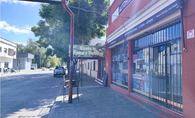 Dos Locales Centricos en Lujan