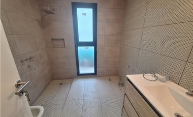 Arenas Chico - Casa a Estrenar 4 ambientes c/ piscina