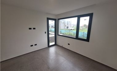 Arenas Chico - Casa a Estrenar 4 ambientes c/ piscina