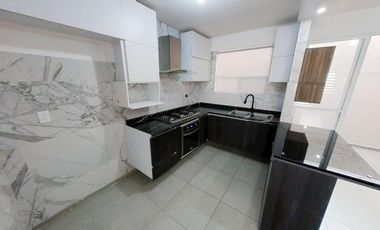 Venta de casa en Paseos del Bosque , Cuautitlán , con terraza