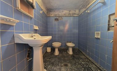 VENTA CASA B ZAPIOLA AL 2300