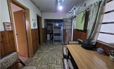 VENTA CASA B ZAPIOLA AL 2300