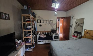 VENTA CASA B ZAPIOLA AL 2300