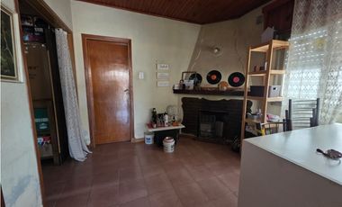 VENTA CASA B ZAPIOLA AL 2300