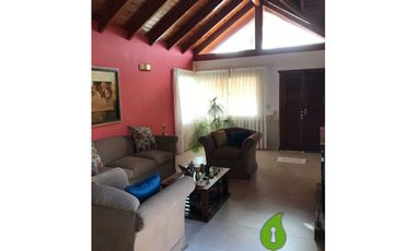 Casa Tres Dor. Pileta B° Cerrado San Alfonso II - Villa Allende - Cba.