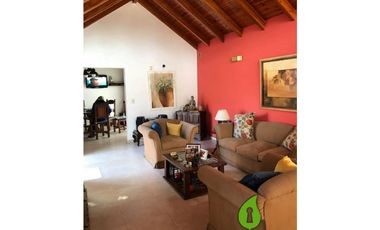 Casa Tres Dor. Pileta B° Cerrado San Alfonso II - Villa Allende - Cba.