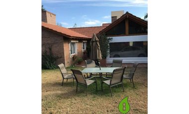 Casa Tres Dor. Pileta B° Cerrado San Alfonso II - Villa Allende - Cba.