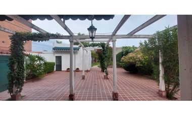 CASA CENTRICA EN VENTA