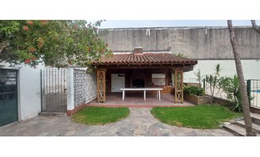 CASA CENTRICA EN VENTA