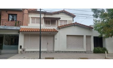 CASA CENTRICA EN VENTA