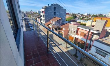 Hermoso Depto Frente Plazoleta Antigua Estacion Basilica