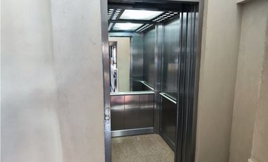 Hermoso Depto Frente Plazoleta Antigua Estacion Basilica