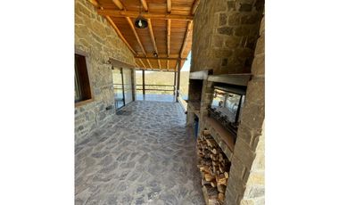 Casa Estilo Cabaña en Aldea de Montaña  -Valle de Calamuchita, Córdoba