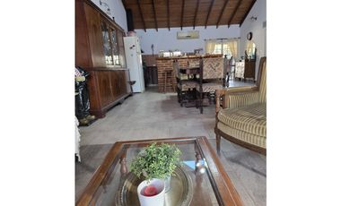 CASA EN VENTA-LORENZO CASEY