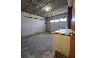 CASA EN VENTA-LORENZO CASEY