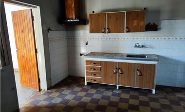 Casa Comercial Lujan a Reciclar