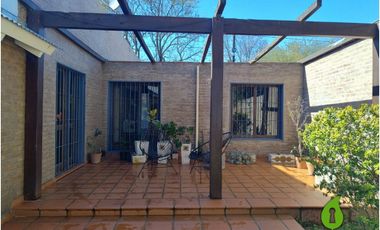 Casa Dos Dormitorios. Pileta y Quincho - Arguello – Zona norte Córdoba