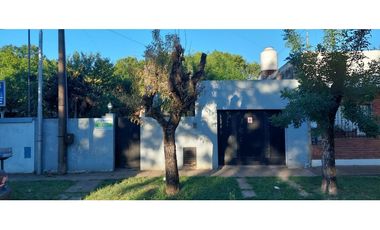 VENTA CASA CENTRO LUJAN