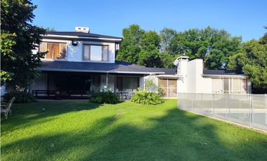 Hermosa Casa en Chacras de Open Door Lujan
