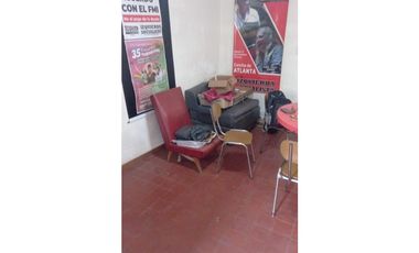 Local Comercial sobre Mitre con Dos Departamentos