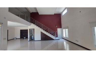 HERMOSA CASA EN VENTA