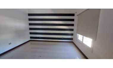 HERMOSA CASA EN VENTA