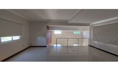 HERMOSA CASA EN VENTA