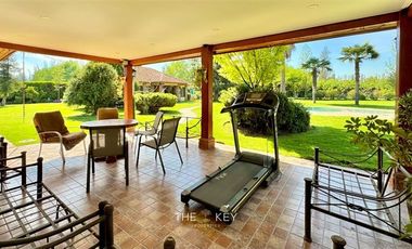 Casa en Venta en Algarrobal - Chicureo Poniente