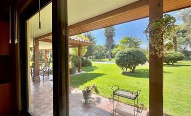 Casa en Venta en Algarrobal - Chicureo Poniente