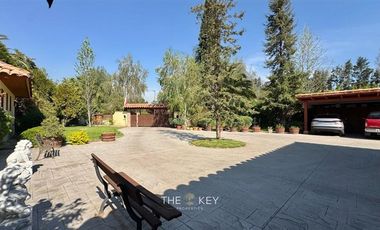 Casa en Venta en Algarrobal - Chicureo Poniente