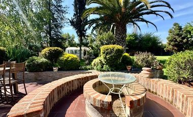 Casa en Venta en Algarrobal - Chicureo Poniente