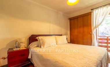 Casa en Villa Macul. 450 m² terreno, en Armando Moock