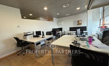 Espectacular oficina en Nueva Costanera 0,55 UF x m2