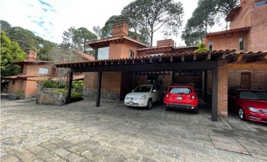 CASA EN RENTA, AVNDARO