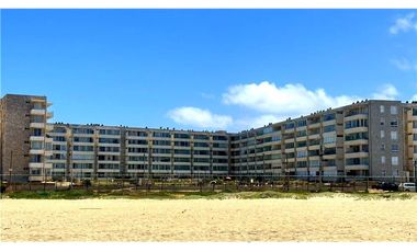 Frente al mar - Amoblado - 3D 1B 1E