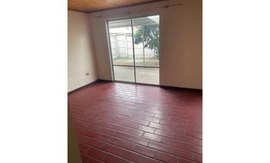 ARRIENDO DE CASA DOÑA ANTONIA I