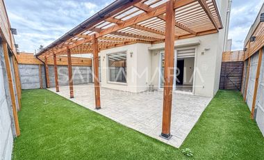 Casa en Arriendo en Avenida 3 poniente, San Pedro de la Paz