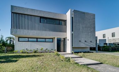 Venta de casa a Estrenar en Greenville Polo & Resort