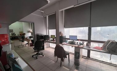 Excelente oficina de 54 m2 en venta en Lomas centro