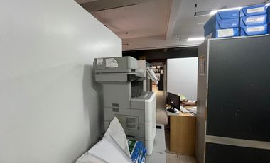 Excelente oficina de 54 m2 en venta en Lomas centro