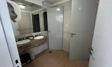 Excelente oficina de 54 m2 en venta en Lomas centro