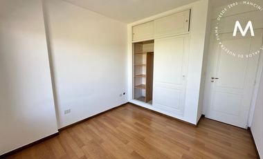 Departamento de 2 ambientes con cochera - Villa Ballester Centro