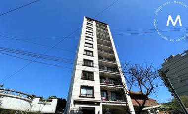 Departamento de 2 ambientes con cochera - Villa Ballester Centro